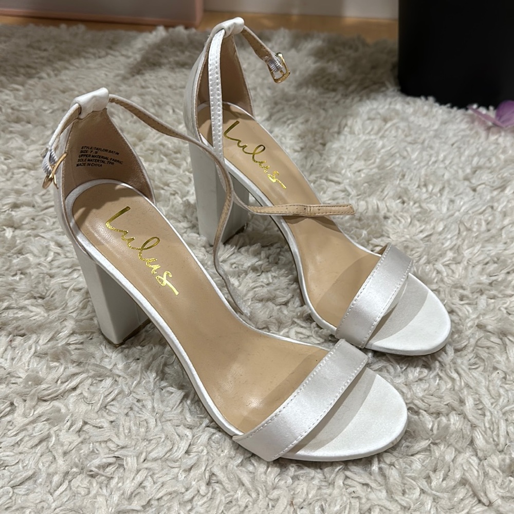 lulus white/ satin 4 inch heels